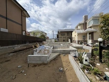 【神奈川県/藤沢市本鵠沼】藤沢市本鵠沼4丁目　新築戸建 建築中の外観