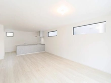 【神奈川県/藤沢市本藤沢】藤沢市本藤沢2丁目　新築戸建3号棟 LDK：約24.9帖
床暖房付き