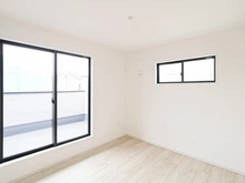 【神奈川県/藤沢市本藤沢】藤沢市本藤沢2丁目　新築戸建3号棟 洋室：約5.2帖