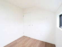 【神奈川県/藤沢市本藤沢】藤沢市本藤沢2丁目　新築戸建6号棟 洋室：約4.1帖