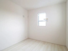 【神奈川県/藤沢市菖蒲沢】藤沢市菖蒲沢　新築戸建1号棟 洋室：約5.2帖