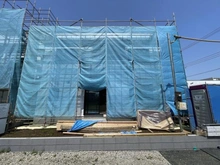 【神奈川県/藤沢市菖蒲沢】藤沢市菖蒲沢　新築戸建4号棟 建築中の外観：全6棟