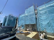 【神奈川県/藤沢市菖蒲沢】藤沢市菖蒲沢　新築戸建5号棟 建築中の外観：全6棟