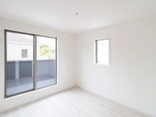 【神奈川県/藤沢市高倉】藤沢市高倉　新築戸建1号棟 洋室：約5.0帖
