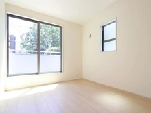 【神奈川県/藤沢市石川】藤沢市石川6丁目　新築戸建2号棟 洋室：約5.3帖