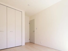 【神奈川県/藤沢市石川】藤沢市石川6丁目　新築戸建2号棟 洋室：約5.3帖
