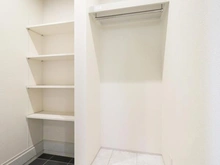 【神奈川県/藤沢市石川】藤沢市石川6丁目　新築戸建8号棟 玄関：シューズインクローゼット付き