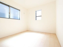 【神奈川県/藤沢市石川】藤沢市石川6丁目　新築戸建8号棟 洋室：約5.3帖