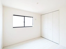 【神奈川県/藤沢市下土棚】藤沢市下土棚　新築戸建2号棟 洋室：約5.2帖