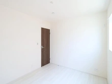 【神奈川県/藤沢市下土棚】藤沢市下土棚　新築戸建2号棟 洋室：約5.2帖