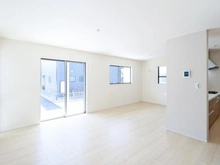 【神奈川県/藤沢市下土棚】藤沢市下土棚　新築戸建3号棟 リビング・ダイニング