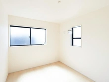 【神奈川県/藤沢市下土棚】藤沢市下土棚　新築戸建5号棟 洋室：約5.3帖