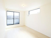 【神奈川県/藤沢市下土棚】藤沢市下土棚　新築戸建5号棟 洋室：約6.8帖