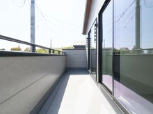 【神奈川県/藤沢市下土棚】藤沢市下土棚　新築戸建5号棟 バルコニー