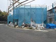 【神奈川県/川崎市麻生区細山】川崎市麻生区細山4丁目　新築戸建1号棟 建築中の外観：全5棟