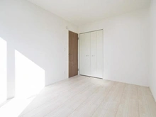 【東京都/町田市三輪町】町田市三輪町　新築戸建 洋室：約6.0帖