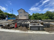 【東京都/稲城市若葉台】稲城市若葉台1丁目　新築戸建1号棟 建築中の外観：全9棟