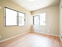 【神奈川県/川崎市多摩区西生田】川崎市多摩区西生田5丁目　中古戸建 洋室：約6.0帖