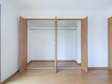 【神奈川県/川崎市多摩区長沢】川崎市多摩区長沢　新築戸建3号棟 洋室：約9.0帖