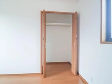 【神奈川県/川崎市多摩区長沢】川崎市多摩区長沢　新築戸建3号棟 洋室：約6.5帖