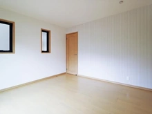 【神奈川県/川崎市多摩区長沢】川崎市多摩区長沢　新築戸建4号棟 サービスルーム（納戸）：約8.0帖
