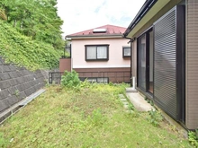 【東京都/町田市金井】町田市金井1丁目　中古戸建 敷地内