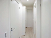 【神奈川県/川崎市多摩区栗谷】川崎市多摩区栗谷2丁目　新築戸建2号棟 廊下：2階収納