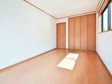 【東京都/町田市野津田町】町田市野津田町　中古戸建 洋室：約8.2帖