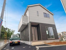 【東京都/町田市大蔵町】町田市大蔵町　新築戸建1号棟 外観：全2棟　写真中央