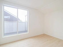【東京都/町田市大蔵町】町田市大蔵町　新築戸建1号棟 洋室：約6.0帖
約1.5帖のウォークインクローゼット付き