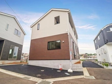 【東京都/町田市大蔵町】町田市大蔵町　新築戸建2号棟 外観：全2棟　写真中央