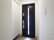 【東京都/町田市大蔵町】町田市大蔵町　新築戸建2号棟 玄関
