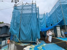 【神奈川県/川崎市麻生区上麻生】川崎市麻生区上麻生7丁目　新築戸建19号棟 建築中の外観：全31棟