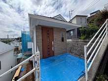 【神奈川県/川崎市多摩区南生田】川崎市多摩区南生田2丁目　新築戸建8号棟 建築中の外観：全8棟
