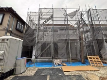 【神奈川県/川崎市多摩区生田】川崎市多摩区生田6丁目　新築戸建A棟 建築中の外観：全2棟