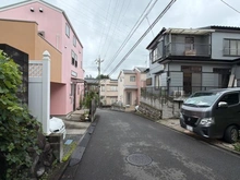 【東京都/多摩市連光寺】多摩市連光寺4丁目　中古戸建 前面道路