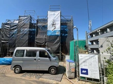 【東京都/稲城市矢野口】稲城市矢野口　新築戸建B号棟 建築中の外観：全2棟
右