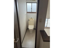 【神奈川県/川崎市麻生区金程】川崎市麻生区金程1丁目　中古戸建 トイレ：1F