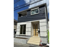 【神奈川県/座間市相模が丘】座間市相模が丘3丁目　新築戸建　2号棟 外観：「全3棟現場　2号棟　写真中央」
