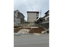 【神奈川県/座間市入谷東】座間市入谷東3丁目新築戸建　1号棟 建築中の外観：全二棟現場　写真中央　一号棟
