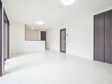 【東京都/町田市本町田】町田市本町田　中古戸建 LDK：約17.9帖