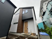 【東京都/町田市小山町】町田市小山町　新築戸建3号棟 建築中の外観：全3棟