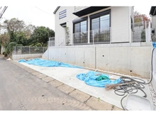 【東京都/町田市真光寺】町田市真光寺1丁目　新築戸建B号棟 駐車場