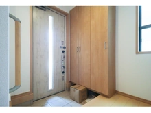 【神奈川県/川崎市多摩区長沢】多摩区長沢1丁目　新築戸建6号棟 玄関