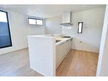 【神奈川県/藤沢市辻堂新町】藤沢市辻堂新町2丁目　新築戸建　【3号棟】 キッチン