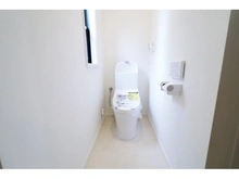 【神奈川県/藤沢市鵠沼藤が谷】藤沢市鵠沼藤が谷4丁目　戸建 トイレ
