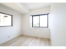 【神奈川県/藤沢市鵠沼藤が谷】藤沢市鵠沼藤が谷4丁目　戸建 洋室