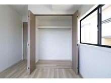 【神奈川県/藤沢市鵠沼藤が谷】藤沢市鵠沼藤が谷4丁目　戸建 洋室