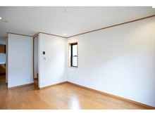 【東京都/多摩市鶴牧】多摩市鶴牧2丁目中古戸建 リビング・ダイニング