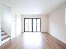 【東京都/世田谷区喜多見】世田谷区喜多見9丁目 新築戸建1号棟 リビング・ダイニング:床暖房付き